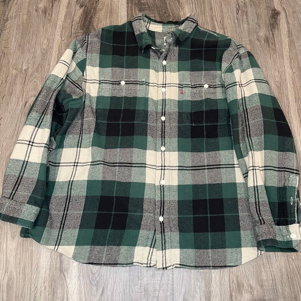 Levi’s winter flannel size Men’s XXL